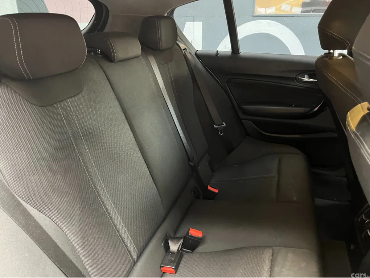 BMW 1-Series Hatchback, Diesel, 2018, Silver