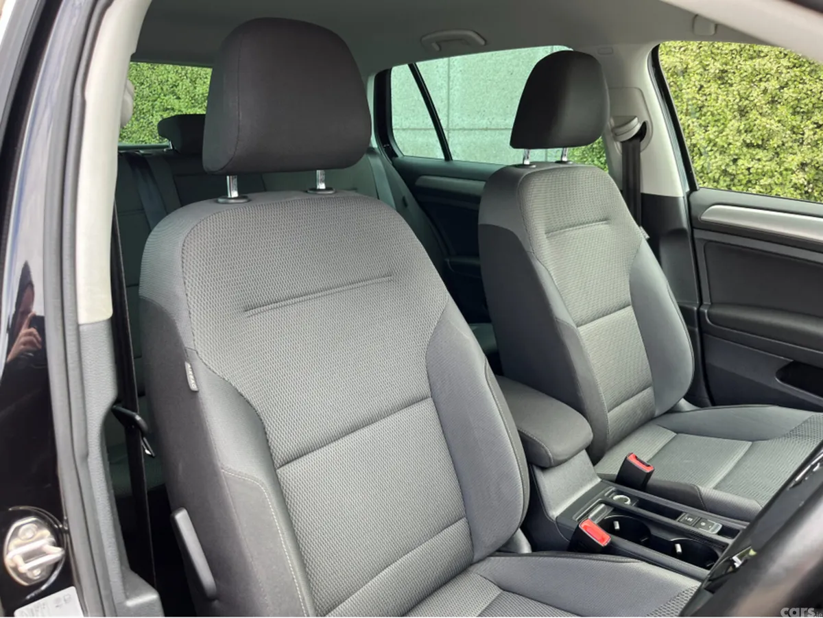 Volkswagen Golf Hatchback, Petrol, 2017, Black