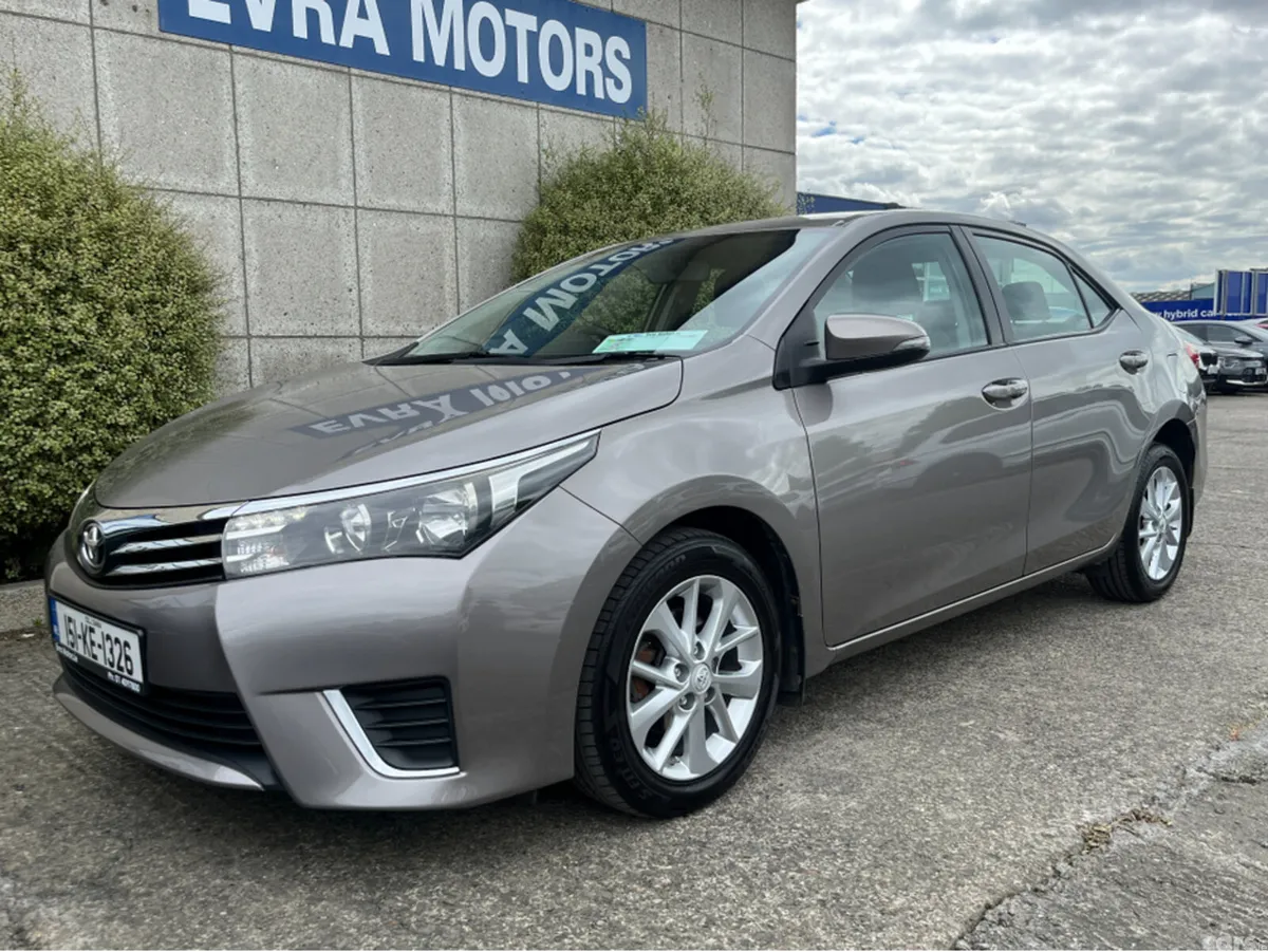 Toyota Corolla Saloon, Diesel, 2015, Bronze
