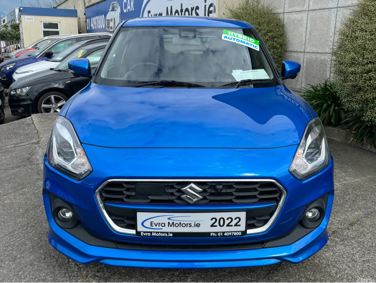Suzuki Swift Hatchback, Petrol, 2022, Blue