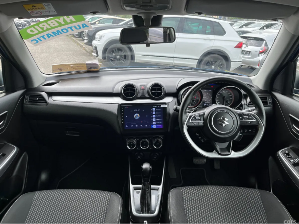 Suzuki Swift Hatchback, Petrol, 2022, Blue