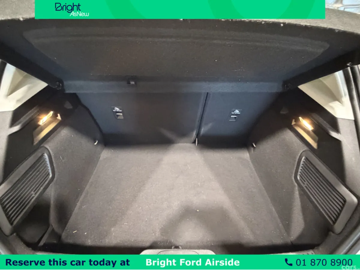 Ford Focus Hatchback, Petrol, 2020, Grey