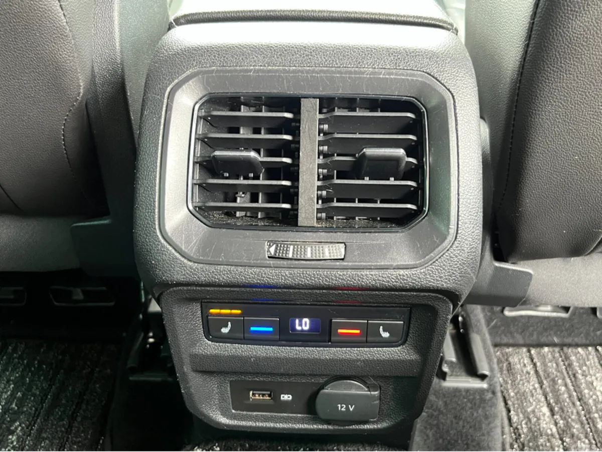 Volkswagen Tiguan SUV, Diesel, 2019, White