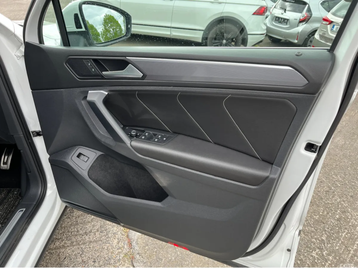 Volkswagen Tiguan SUV, Diesel, 2019, White
