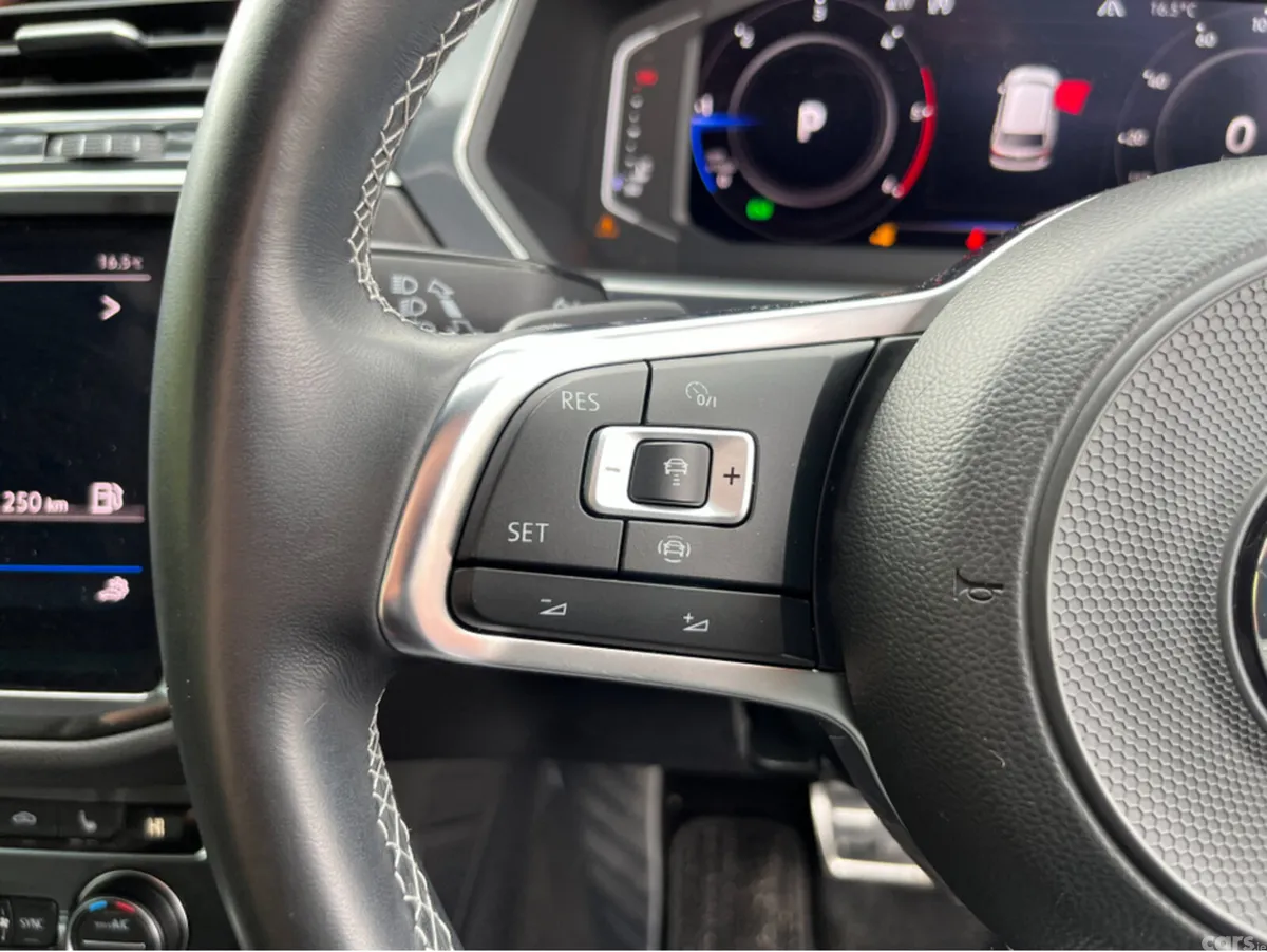 Volkswagen Tiguan SUV, Diesel, 2019, White