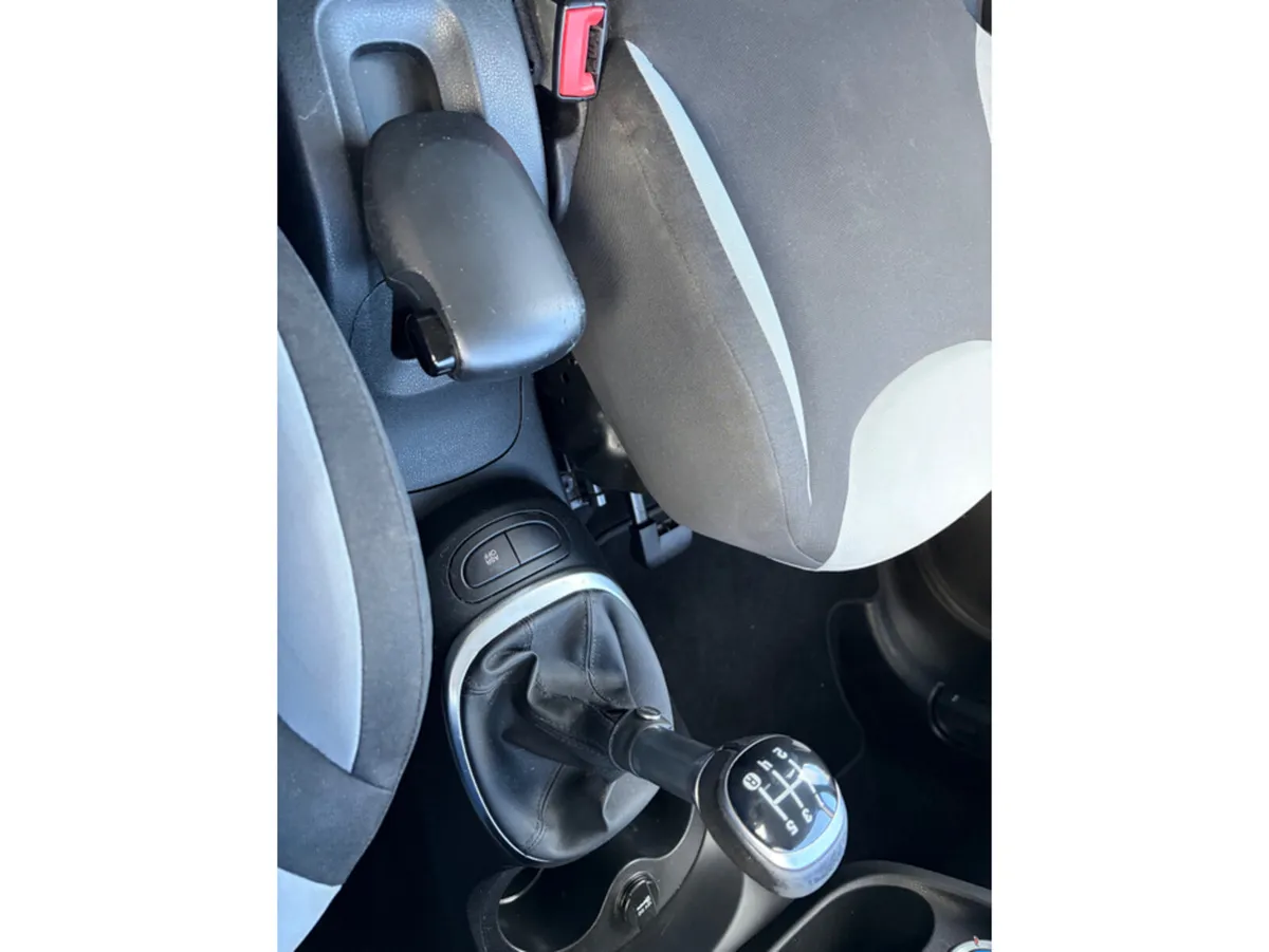 Fiat 500 Hatchback, Diesel, 2014, Black
