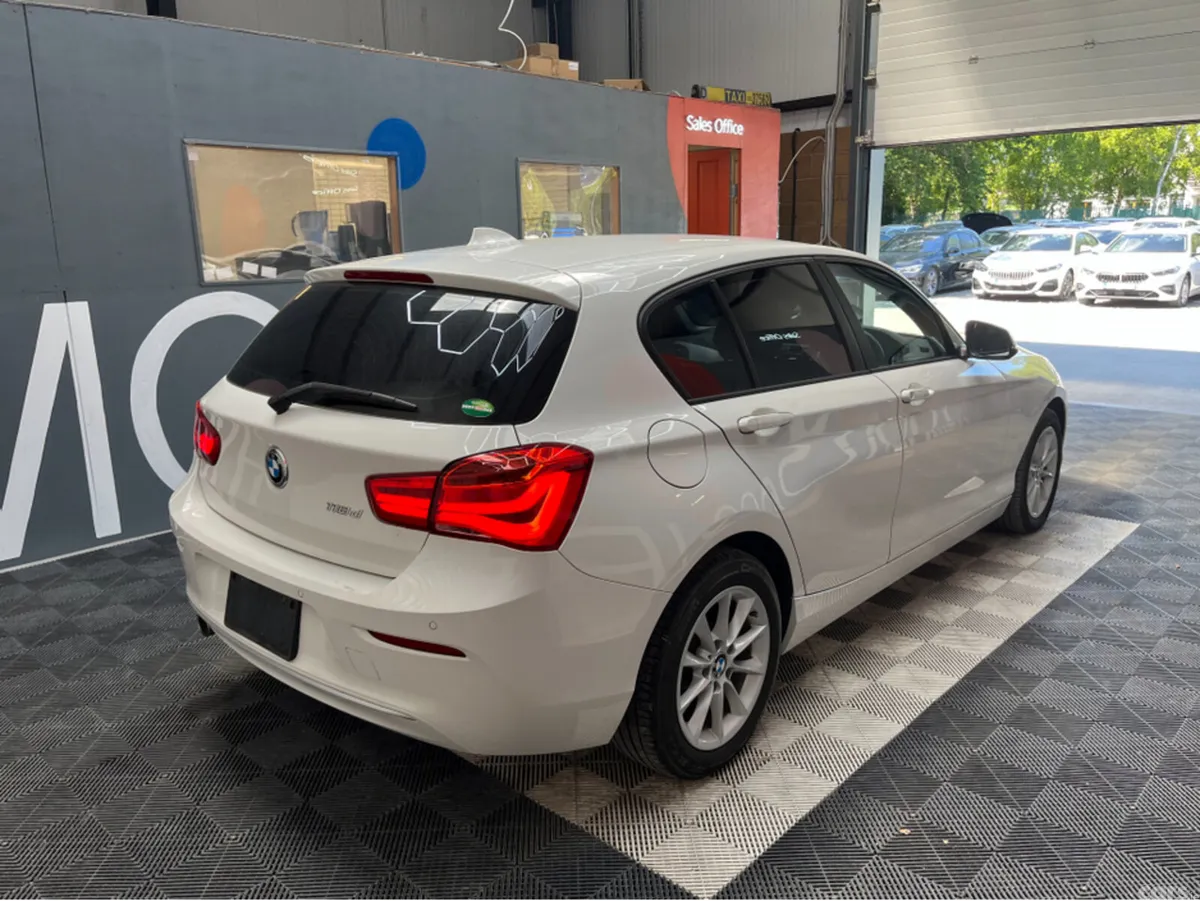 BMW 1-Series Hatchback, Diesel, 2017, White