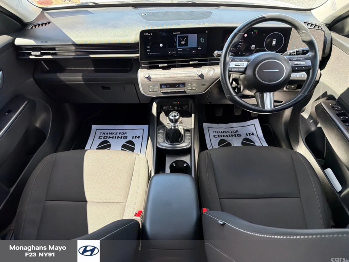 Hyundai KONA MPV, Petrol, 2024, White