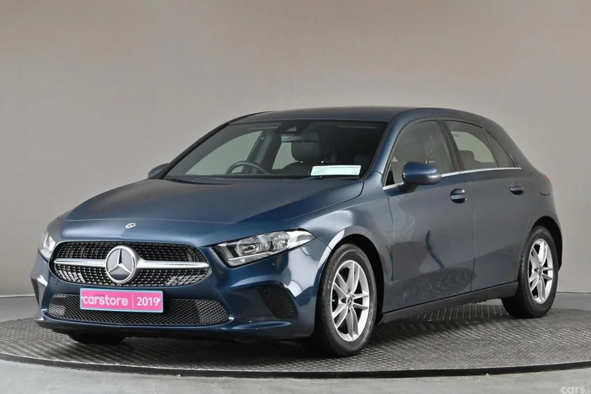 Mercedes-Benz A-Class Hatchback, Diesel, 2019, Blue