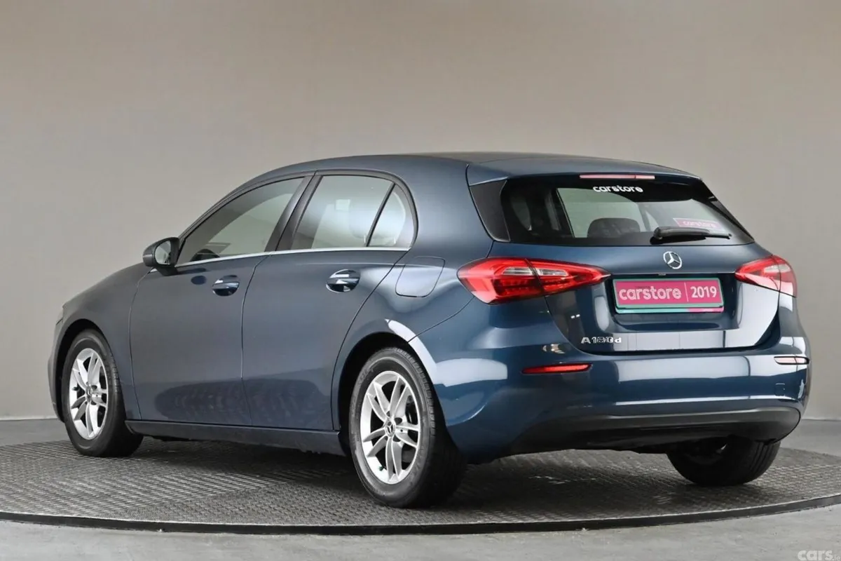 Mercedes-Benz A-Class Hatchback, Diesel, 2019, Blue