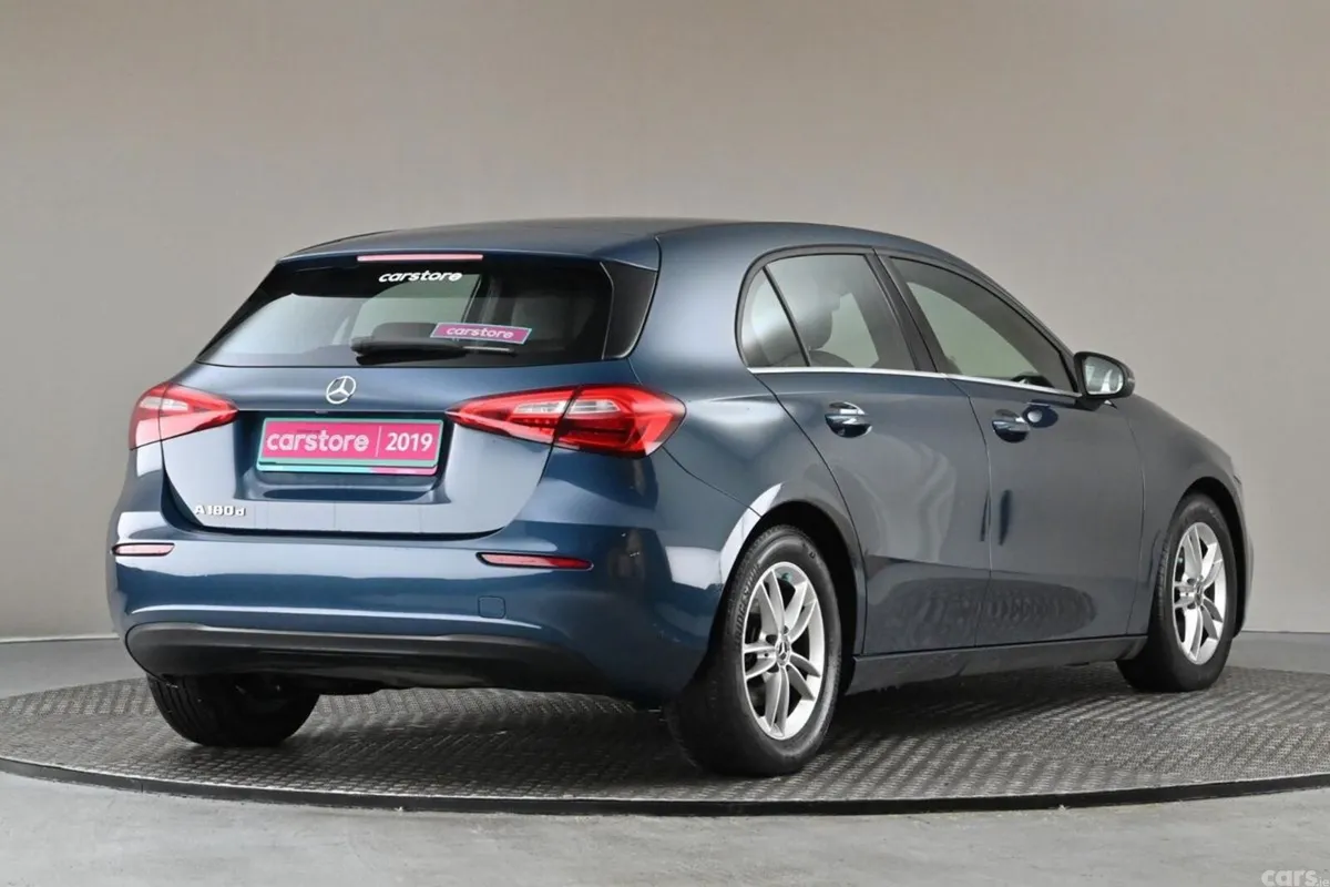 Mercedes-Benz A-Class Hatchback, Diesel, 2019, Blue