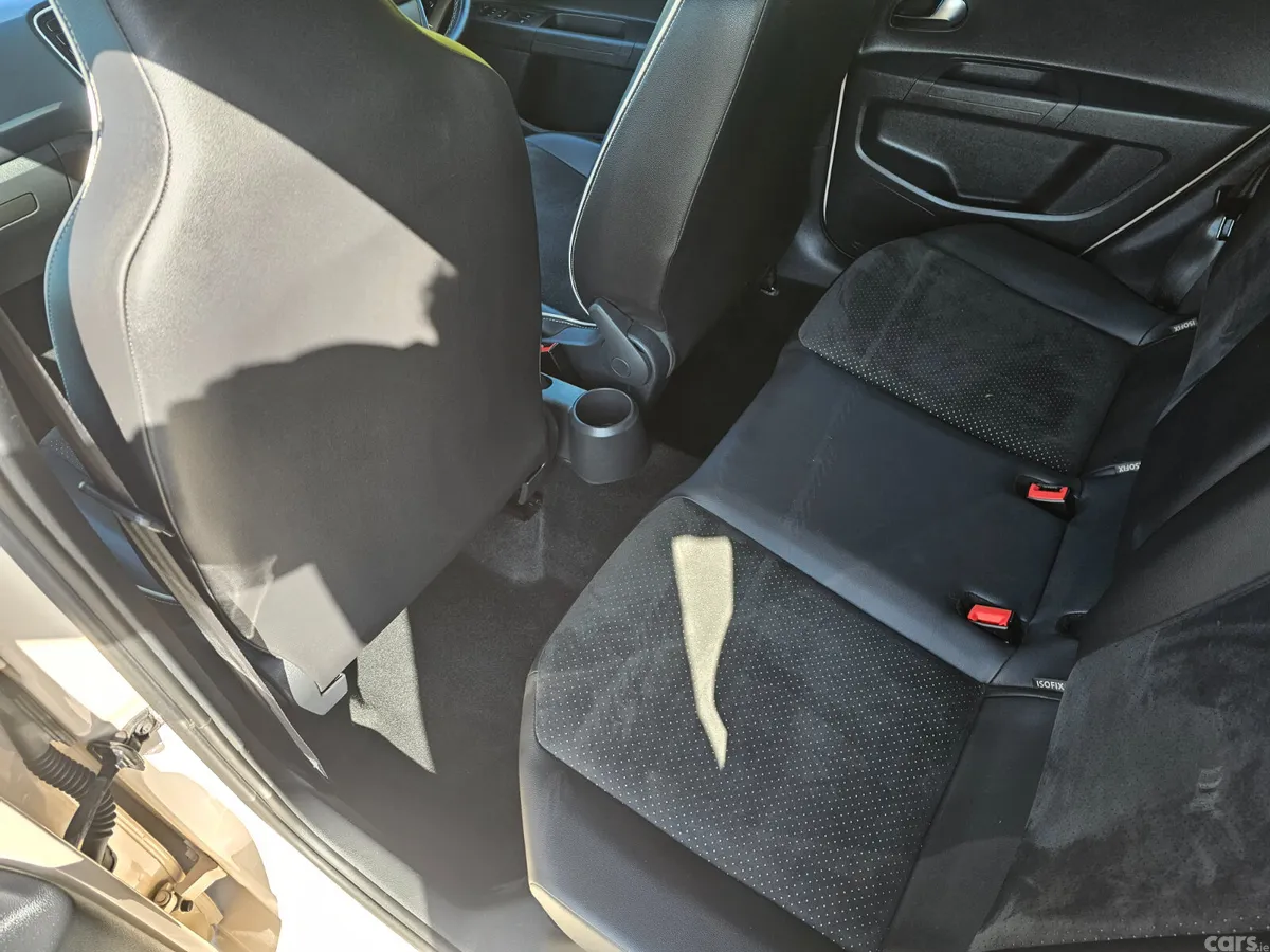 SEAT Mii Hatchback, Petrol, 2017, Beige