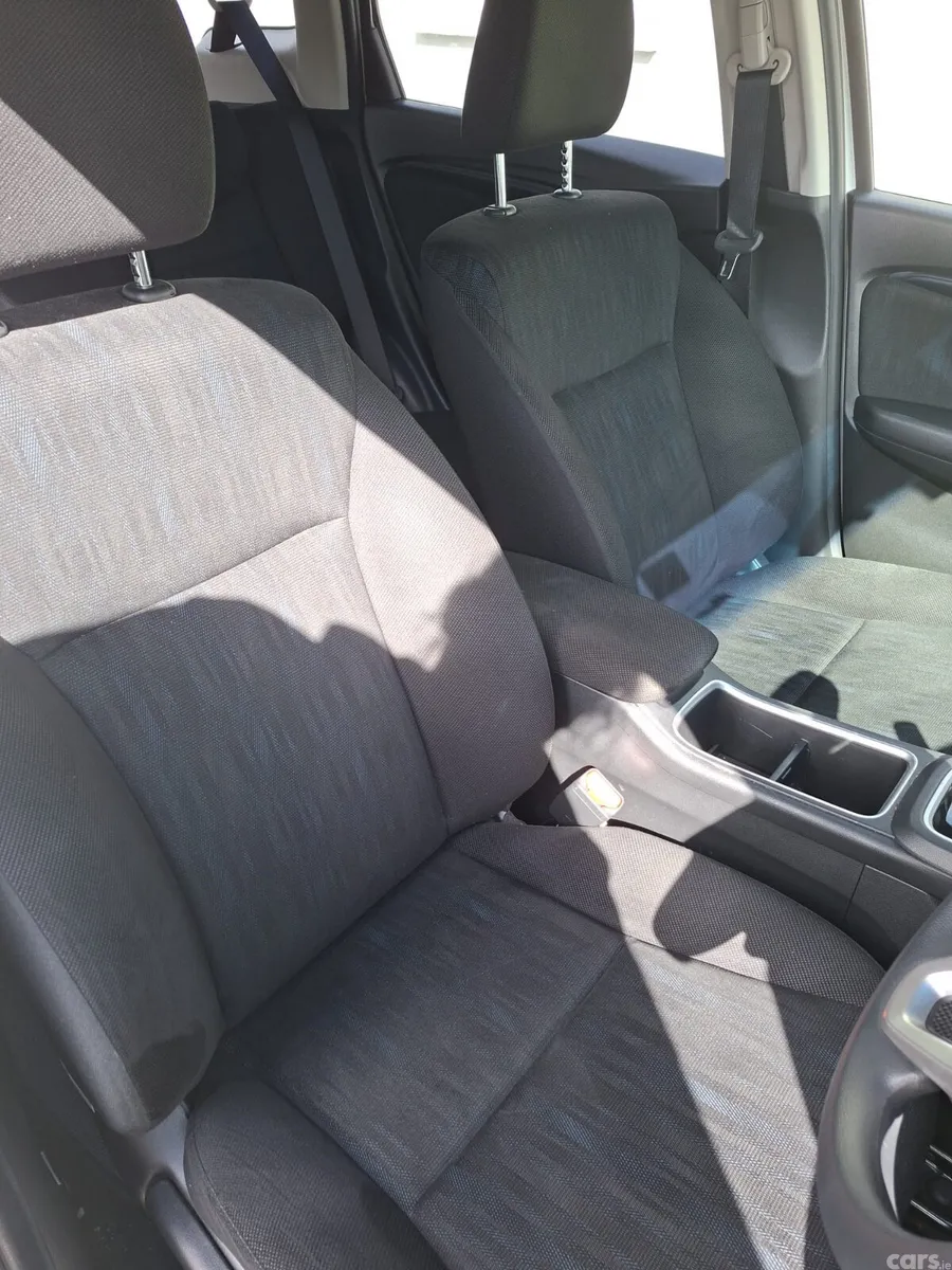 Honda Jazz Estate, Petrol Hybrid, 2022, White