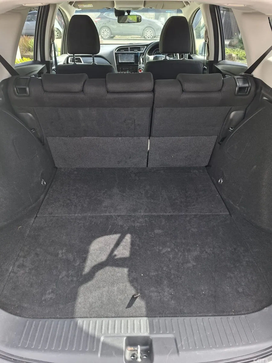 Honda Jazz Estate, Petrol Hybrid, 2022, White