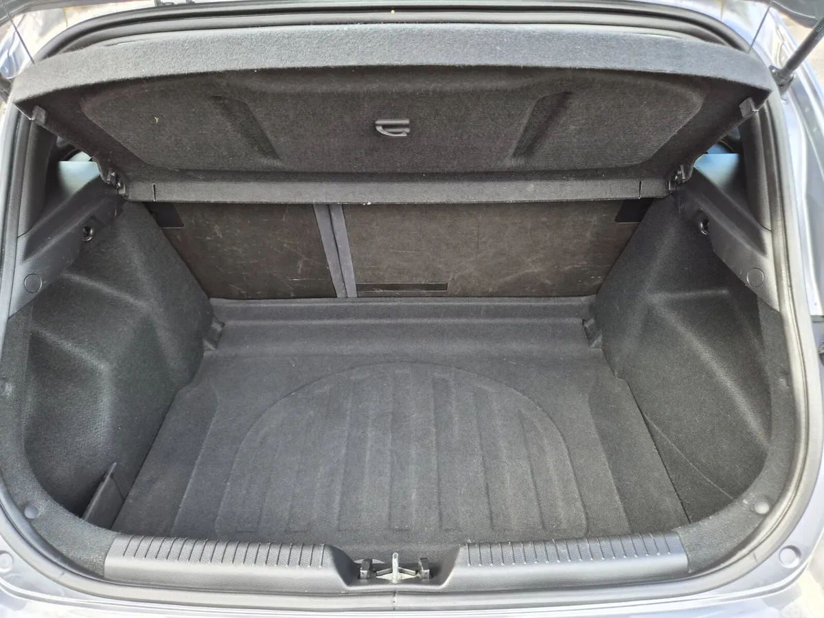 Hyundai i30 Hatchback, Diesel, 2013, Grey