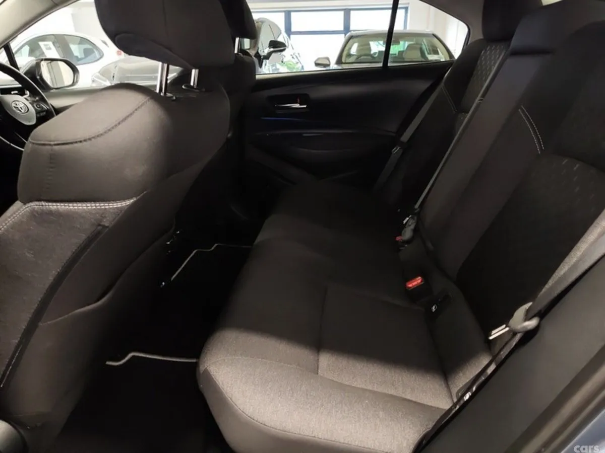 Toyota Corolla Saloon, Petrol Hybrid, 2023, Grey