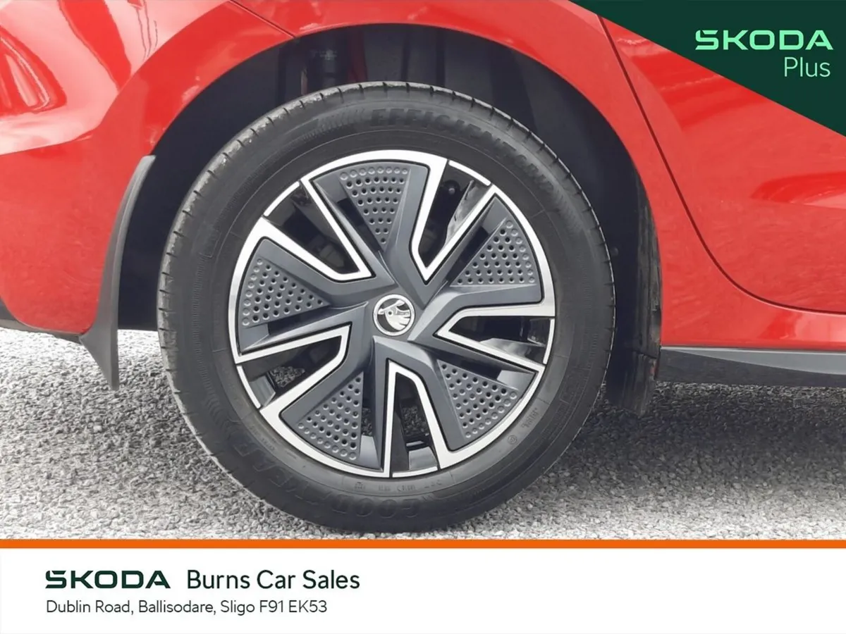Skoda Fabia Hatchback, Petrol, 2024, Red