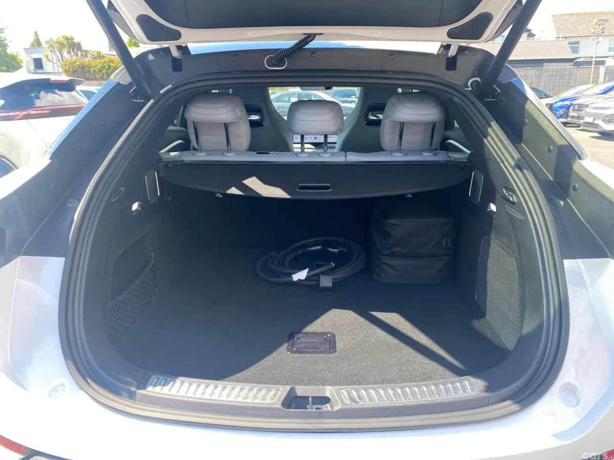 BYD SEALION 7 Hatchback, Electric, 2025, White