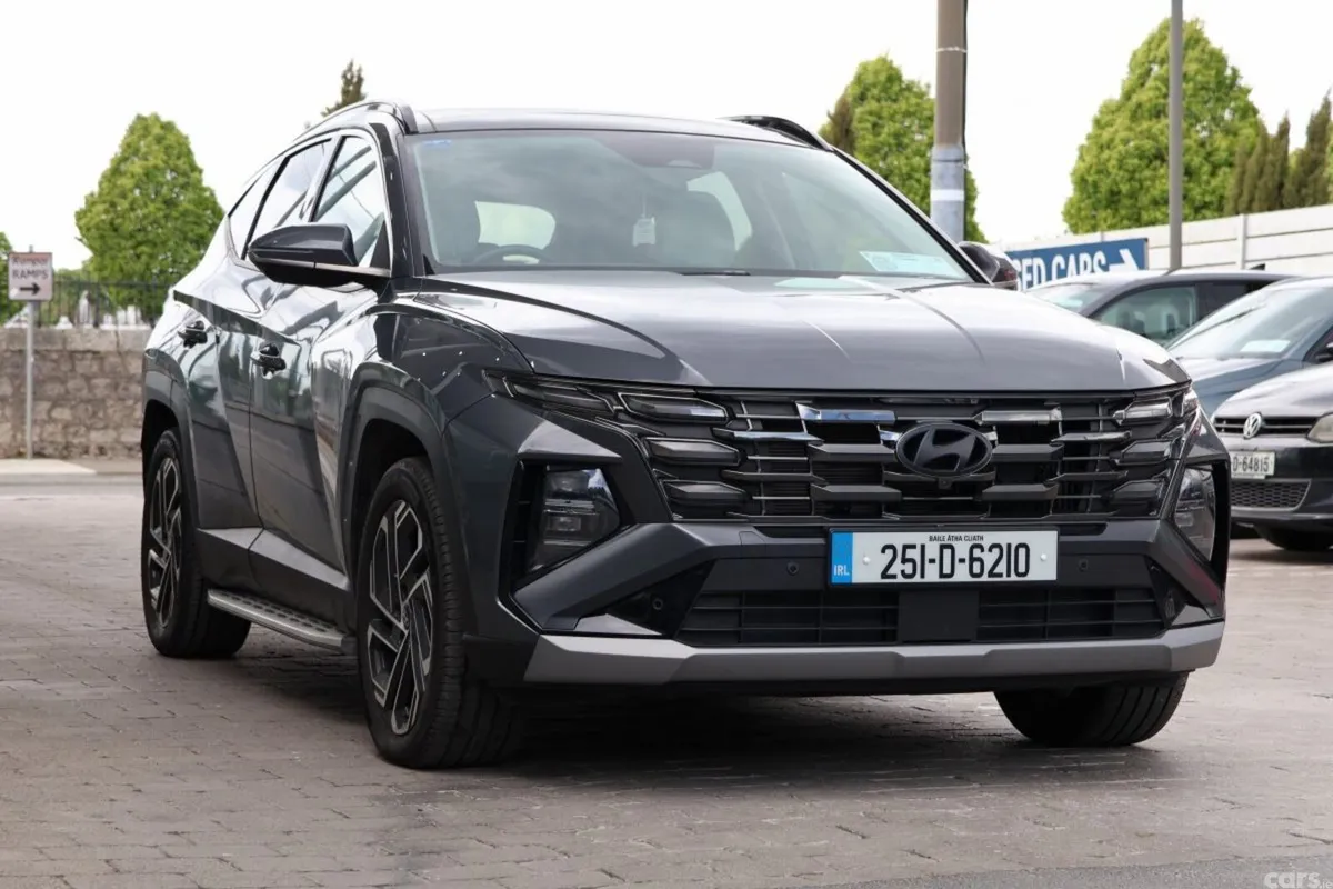 Hyundai Tucson SUV, Petrol Plug-in Hybrid, 2025, Grey