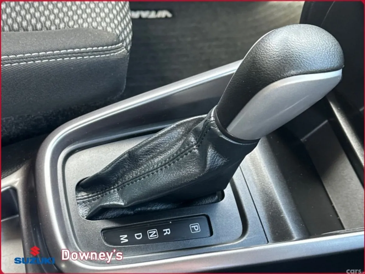 Suzuki Vitara SUV, Petrol, 2021, Red