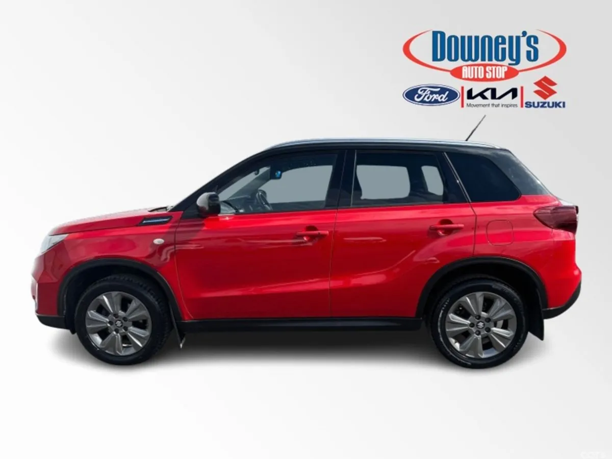 Suzuki Vitara SUV, Petrol, 2021, Red