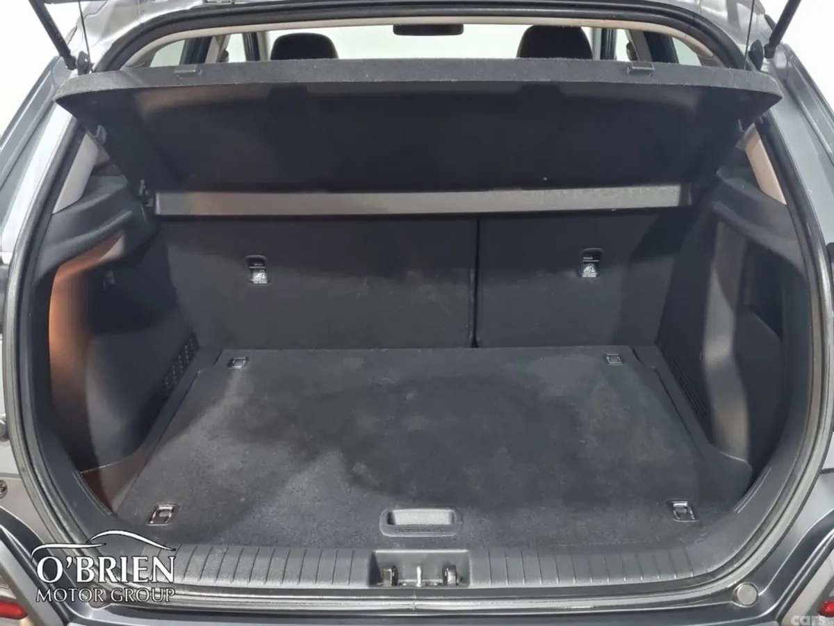 Hyundai KONA MPV, Petrol, 2021, Grey