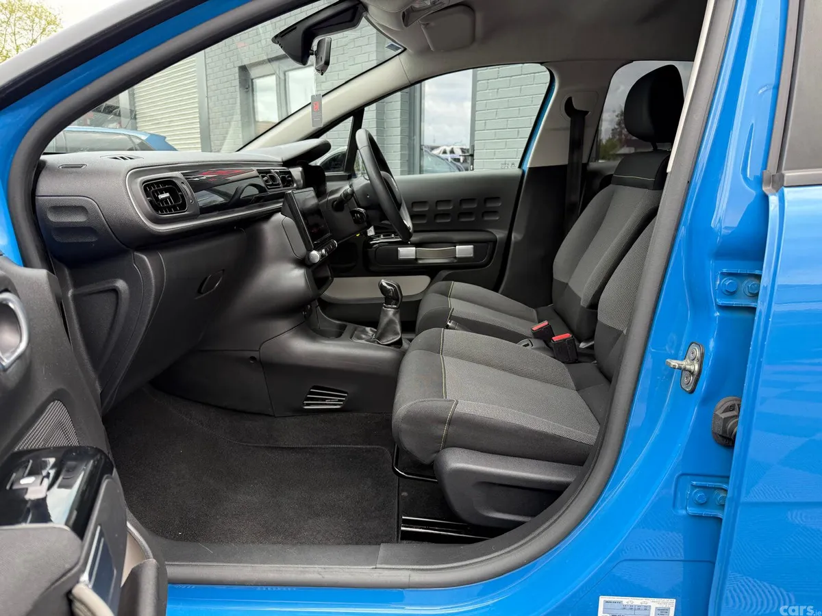 Citroen C3 Hatchback, Petrol, 2019, Blue