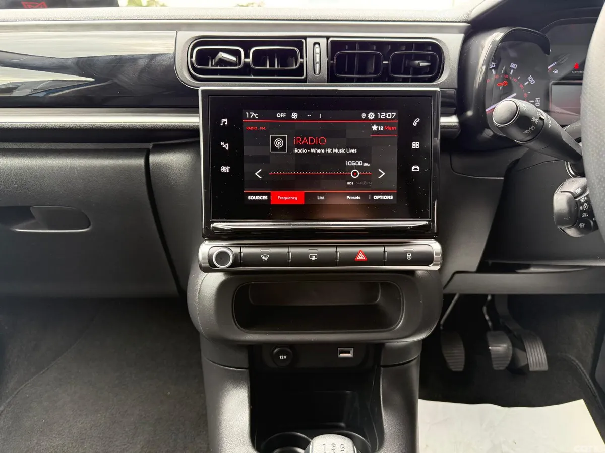 Citroen C3 Hatchback, Petrol, 2019, Blue