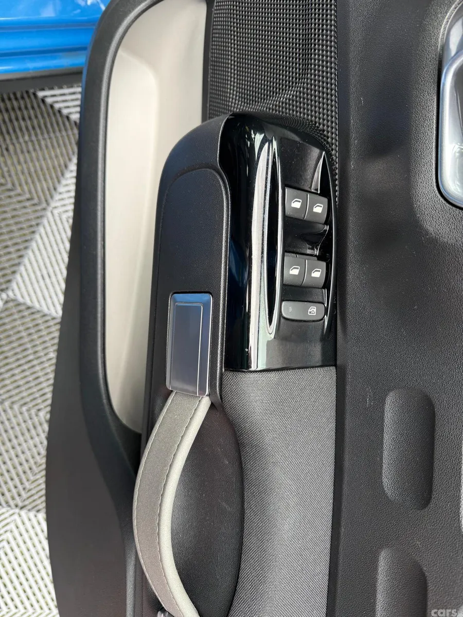 Citroen C3 Hatchback, Petrol, 2019, Blue
