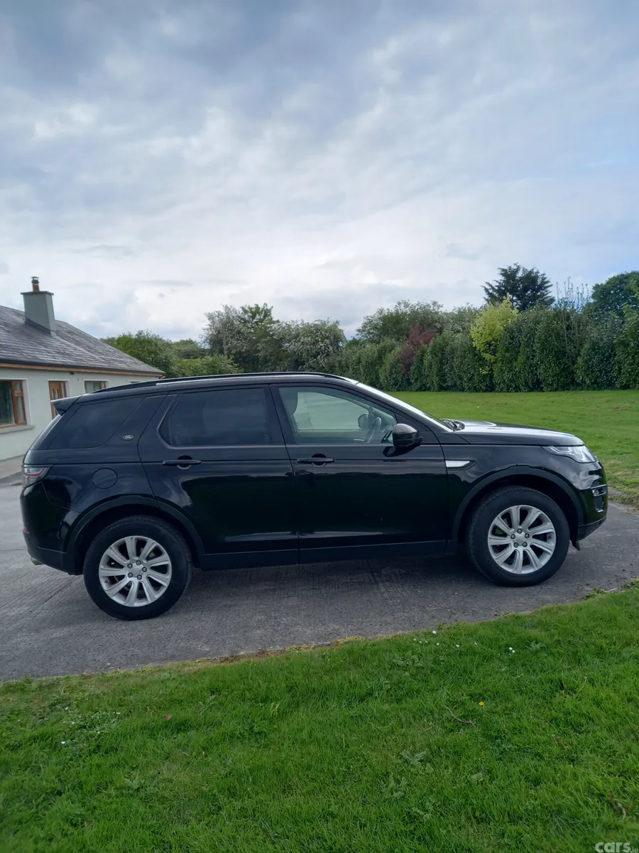 Land Rover Discovery SUV, Diesel, 2015, Black