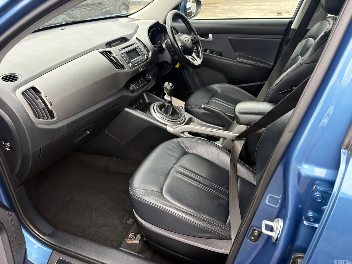 Kia Sportage SUV, Diesel, 2015, Blue