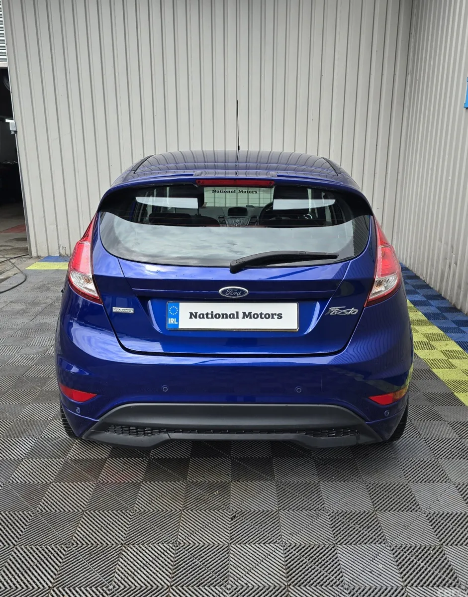 Ford Fiesta Hatchback, Petrol, 2015, Blue