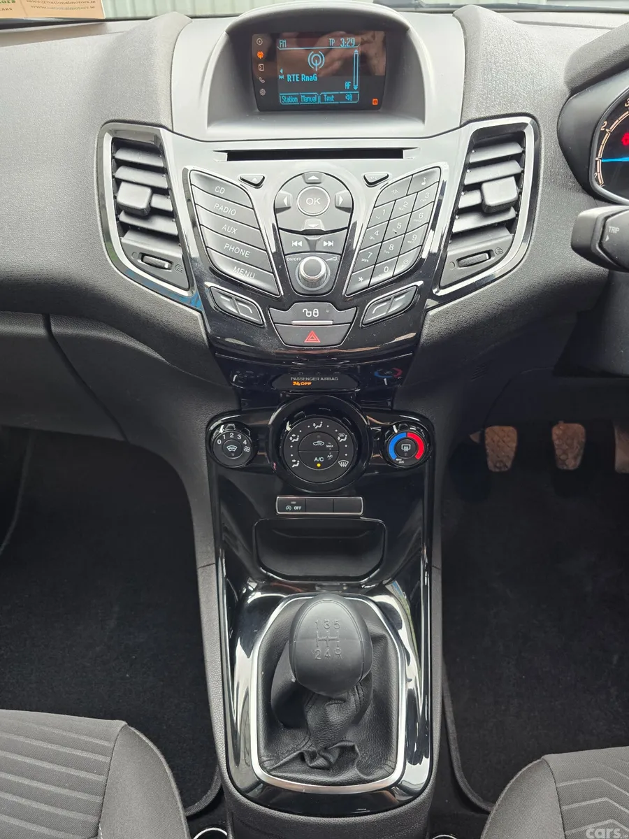 Ford Fiesta Hatchback, Petrol, 2015, Blue