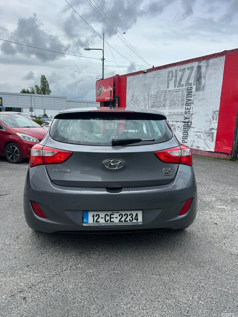 Hyundai i30 Hatchback, Diesel, 2012, Grey