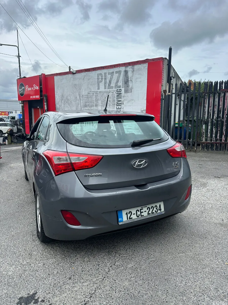 Hyundai i30 Hatchback, Diesel, 2012, Grey