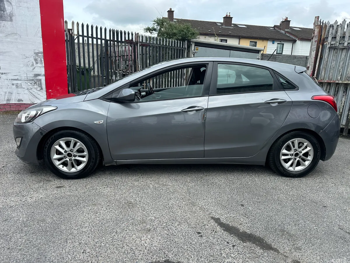 Hyundai i30 Hatchback, Diesel, 2012, Grey
