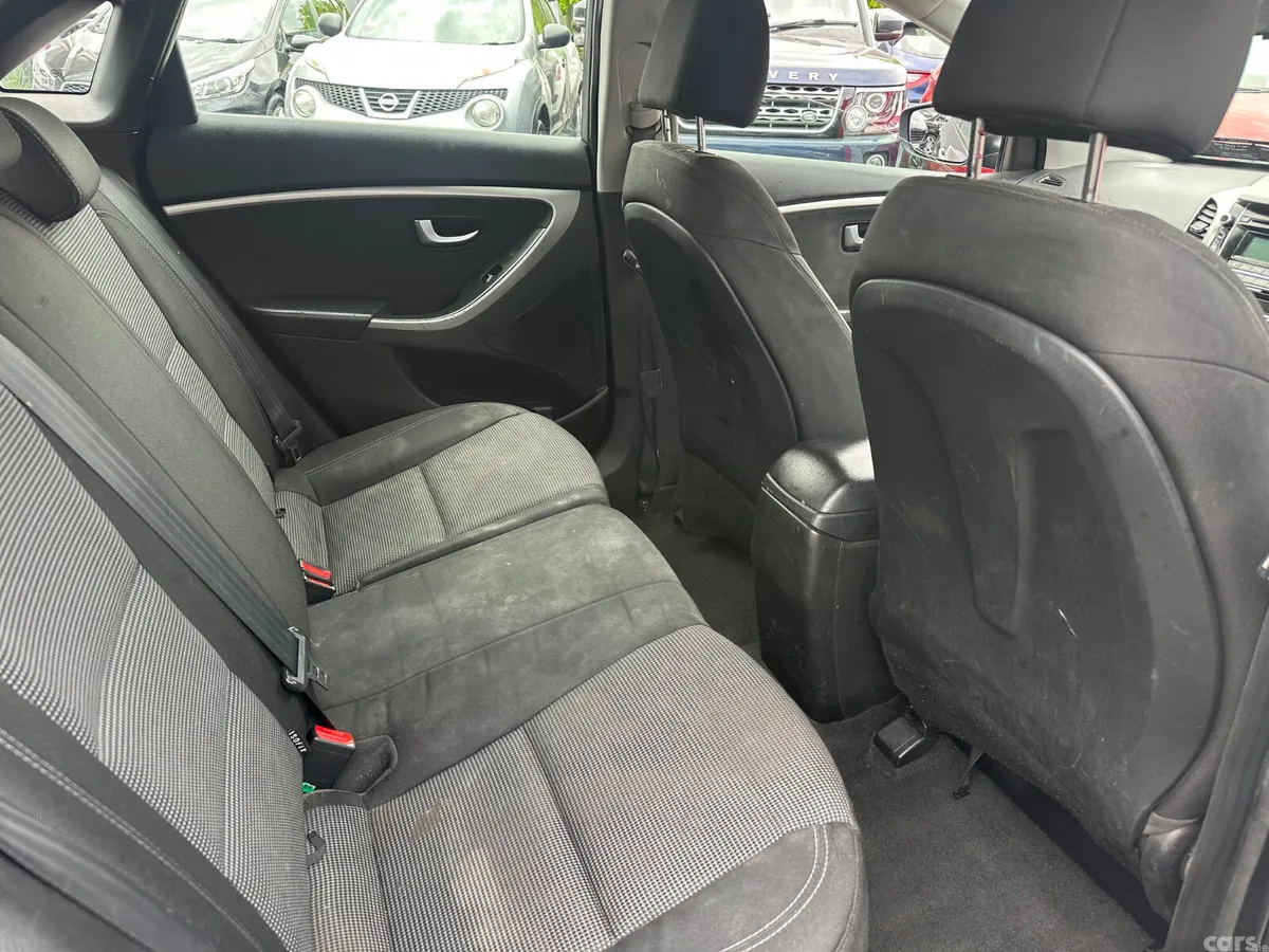 Hyundai i30 Hatchback, Diesel, 2012, Grey