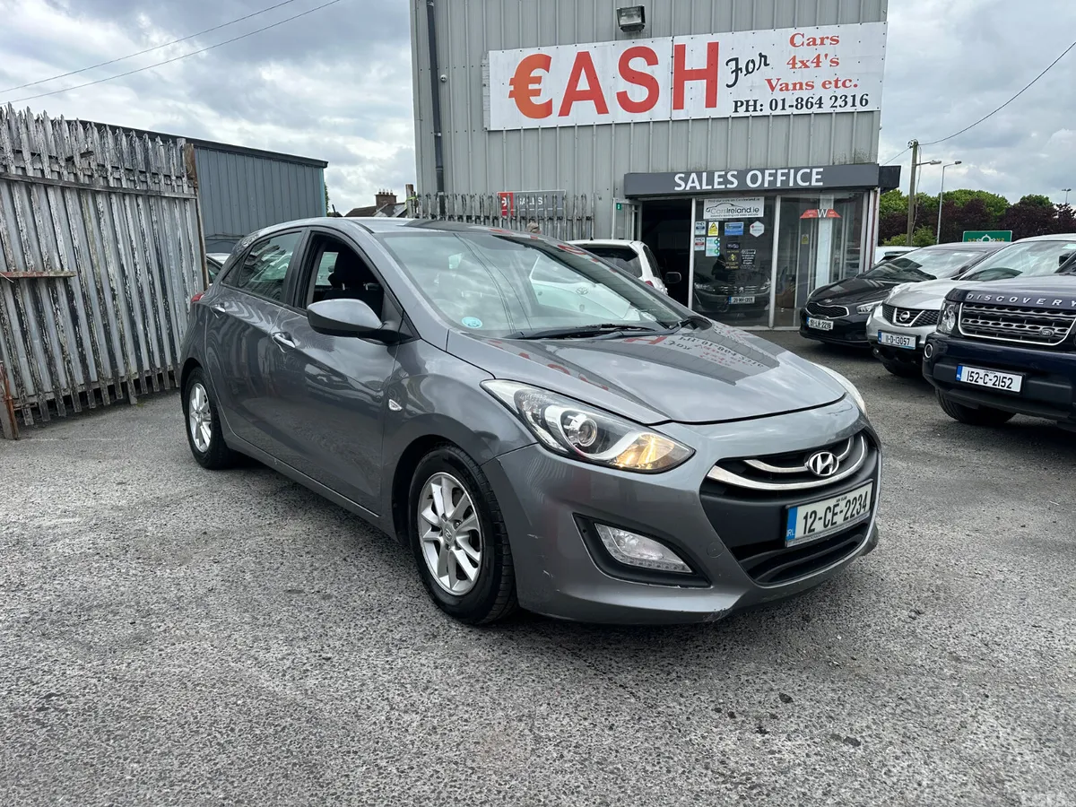 Hyundai i30 Hatchback, Diesel, 2012, Grey