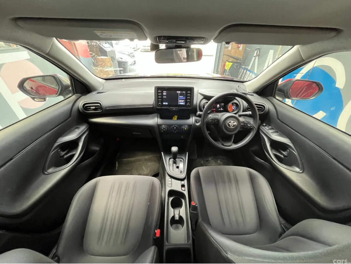 Toyota Yaris Cross SUV, Petrol, 2021, Red