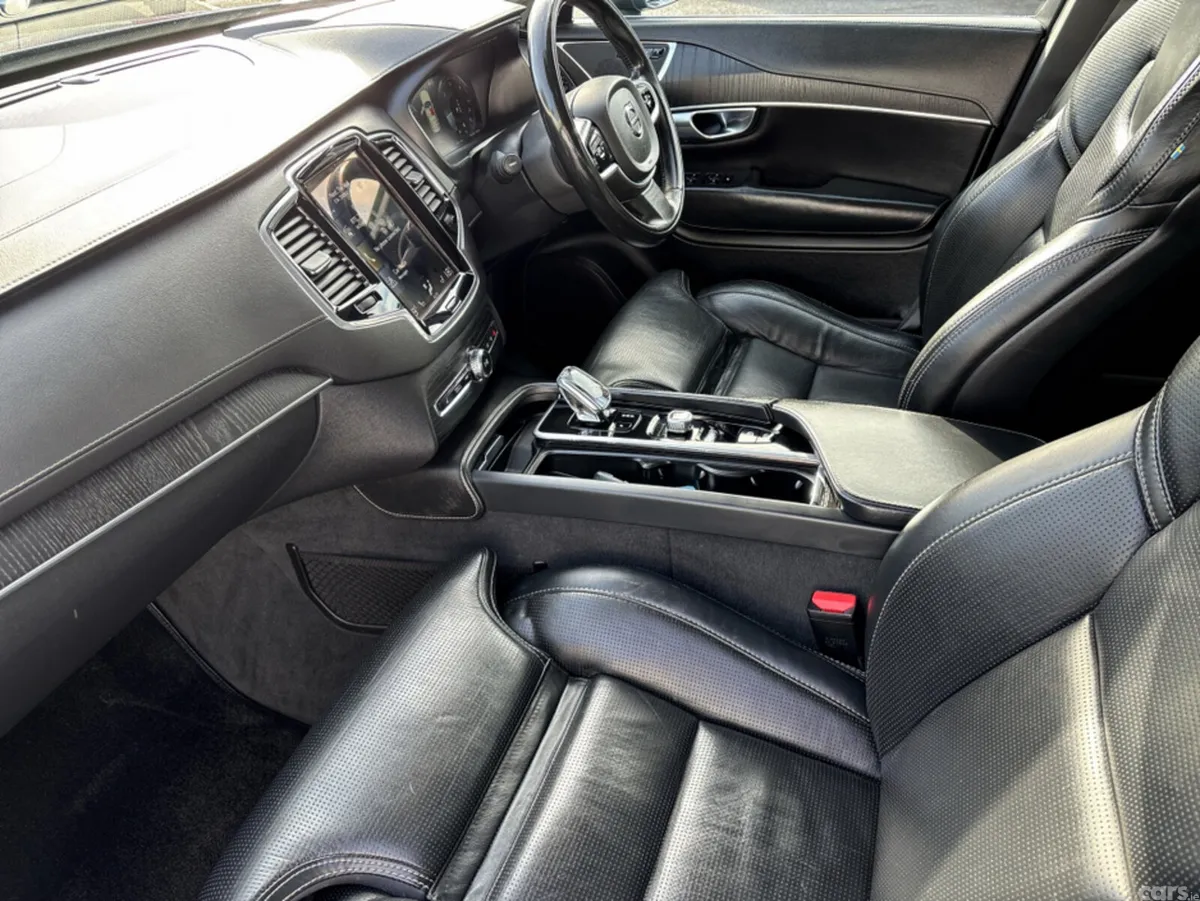 Volvo XC90 MPV, Diesel, 2020, Blue