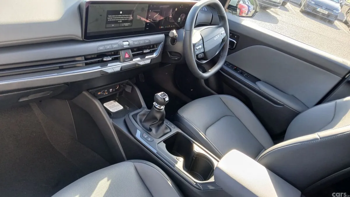 Kia K4 Hatchback, Petrol Hybrid, 2027, 