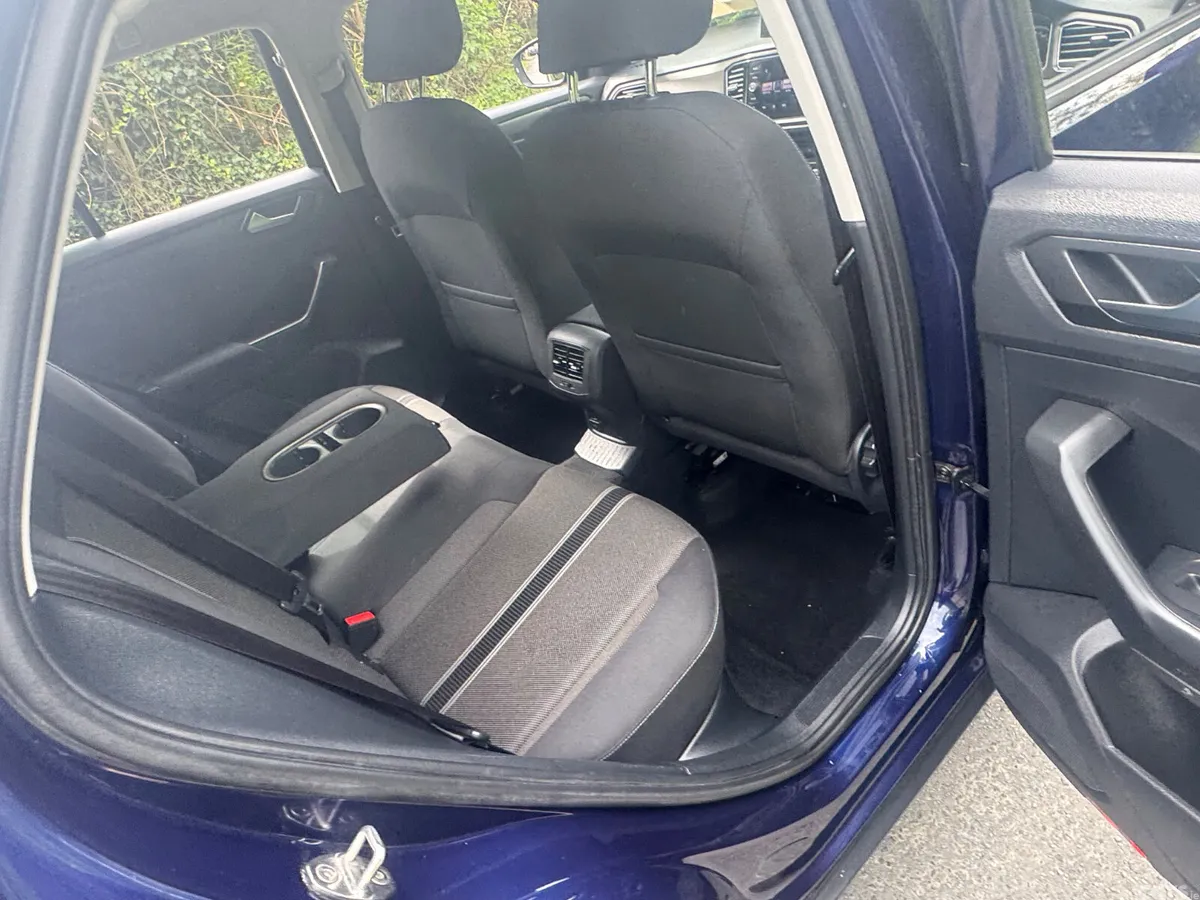 Volkswagen T-Roc SUV, Diesel, 2019, Blue