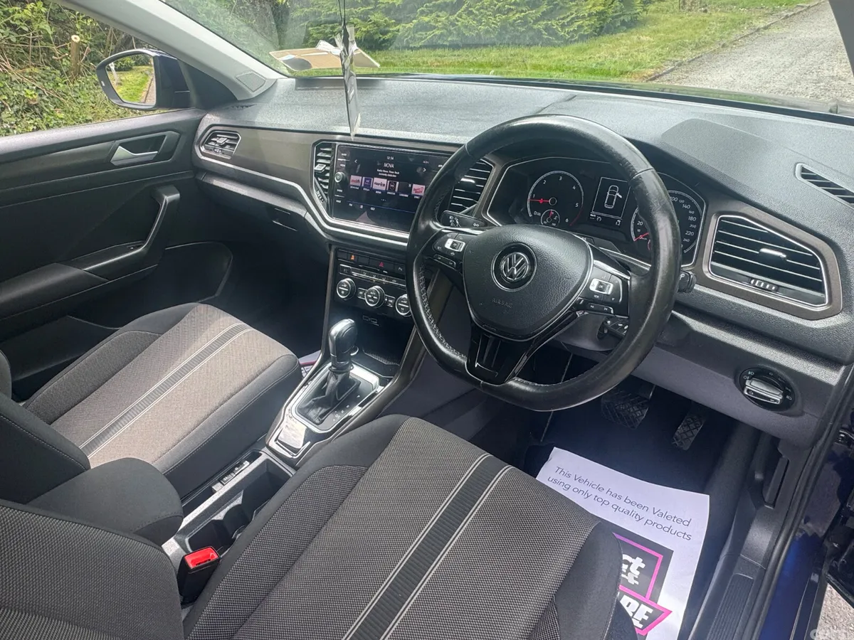 Volkswagen T-Roc SUV, Diesel, 2019, Blue