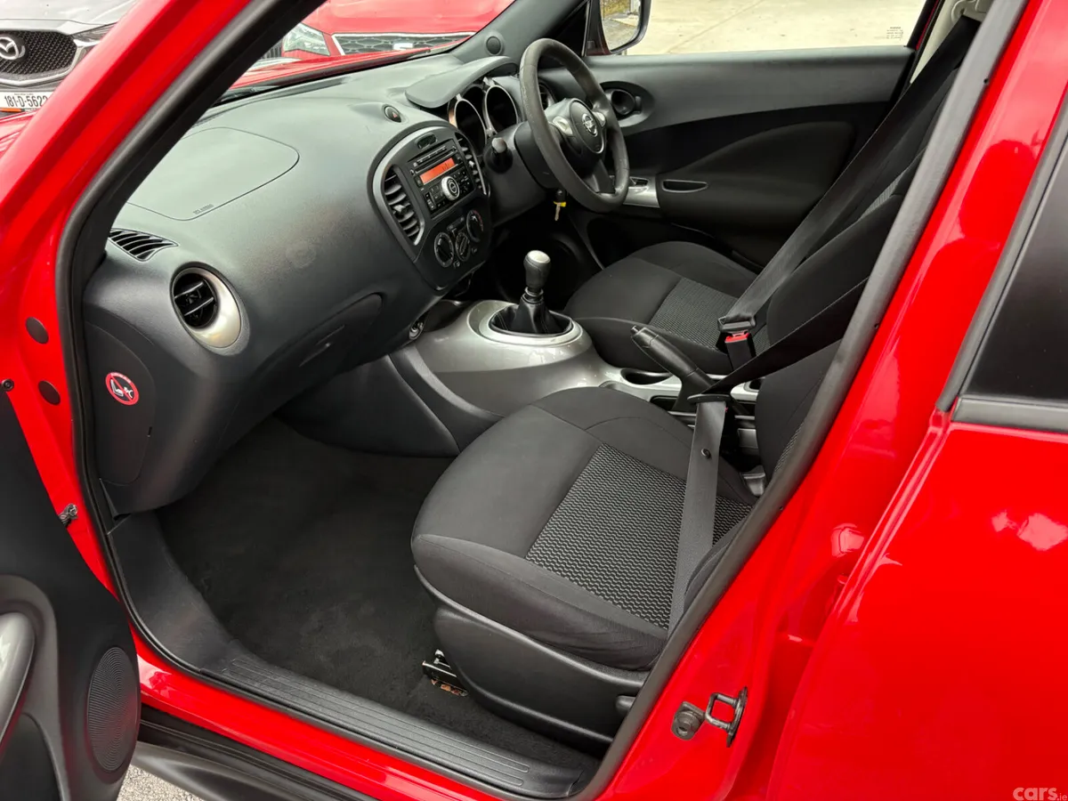 Nissan Juke SUV, Diesel, 2017, Red