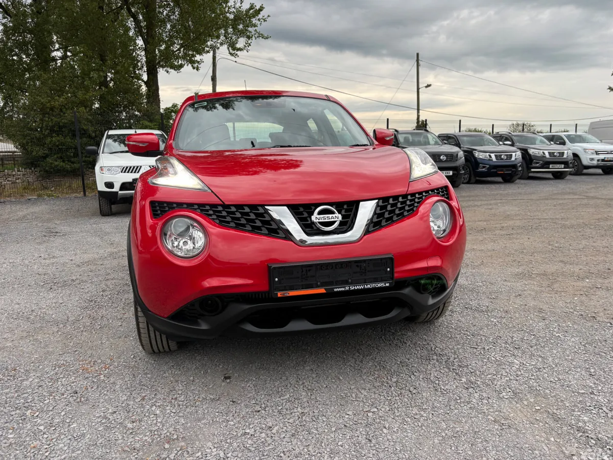 Nissan Juke SUV, Diesel, 2017, Red