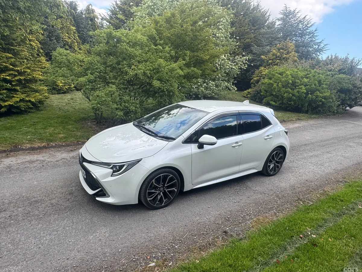 Toyota Corolla Hatchback, Petrol Hybrid, 2021, White