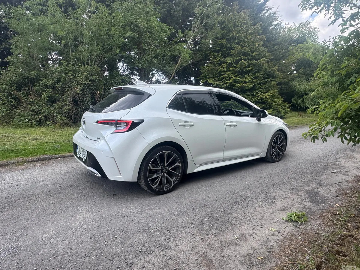 Toyota Corolla Hatchback, Petrol Hybrid, 2021, White