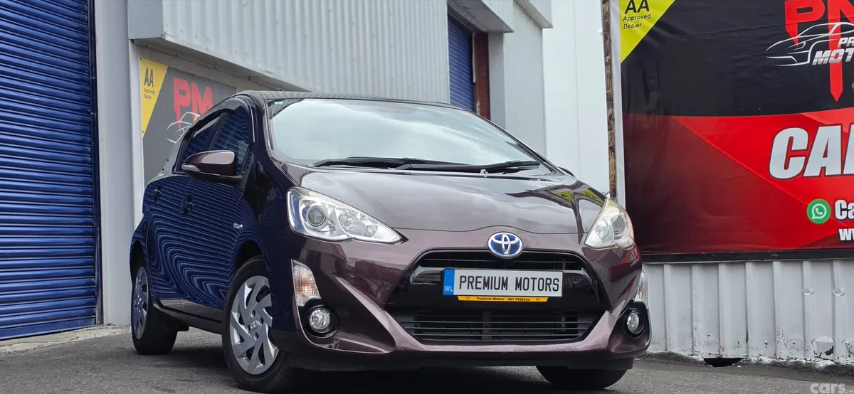 Toyota Aqua Hatchback, Petrol Hybrid, 2015, Brown
