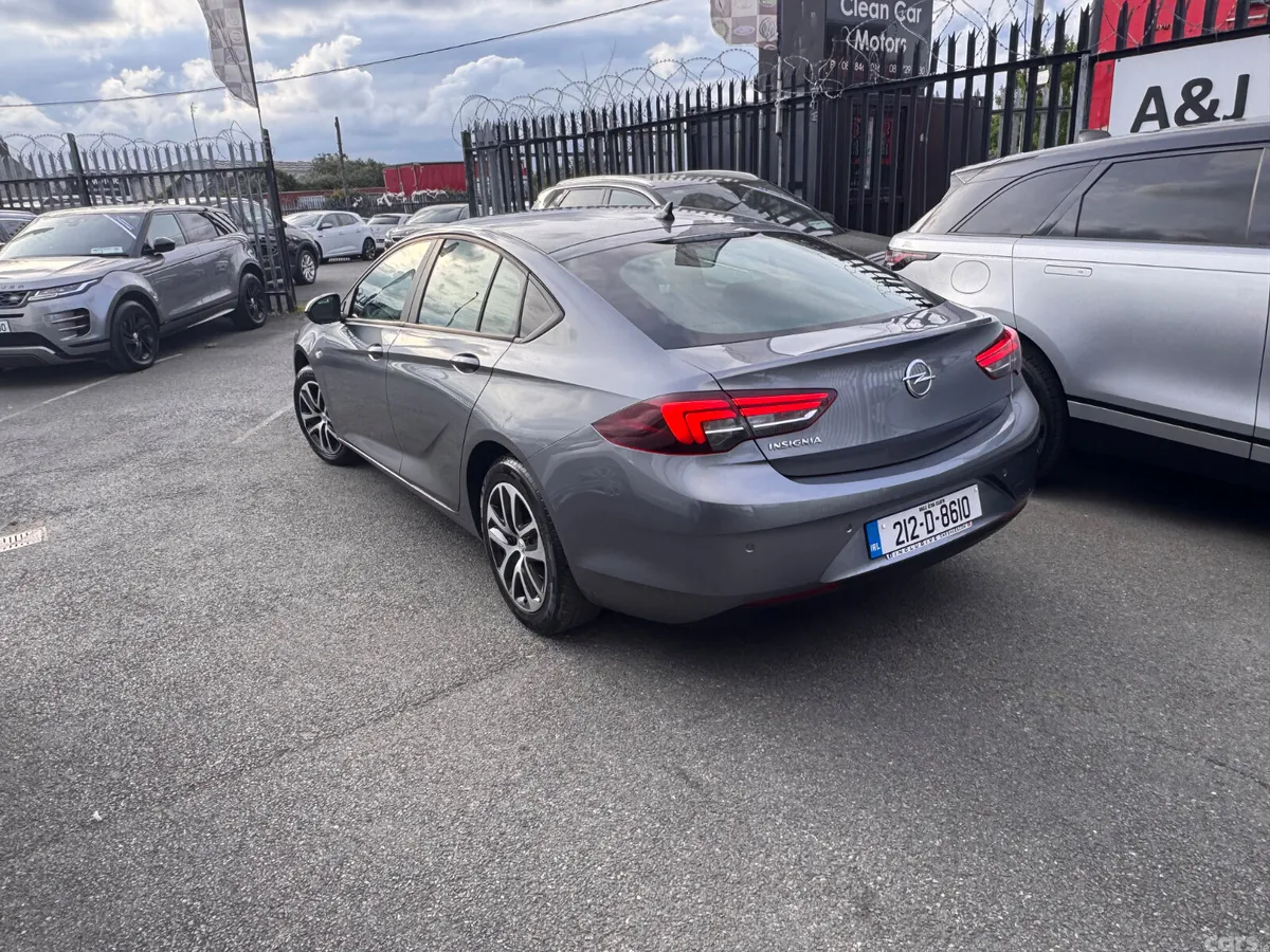 Opel Insignia Hatchback, Diesel, 2021, Grey