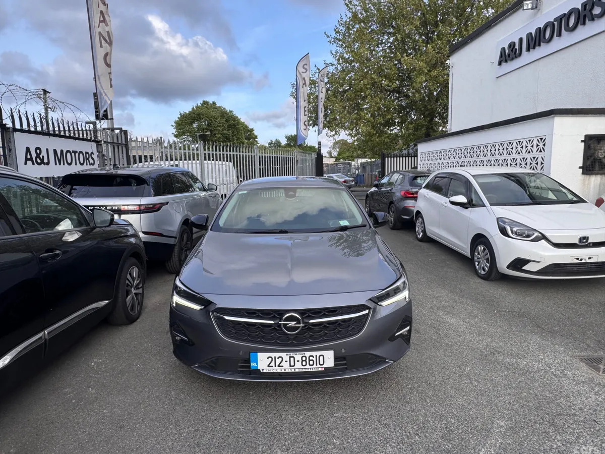 Opel Insignia Hatchback, Diesel, 2021, Grey